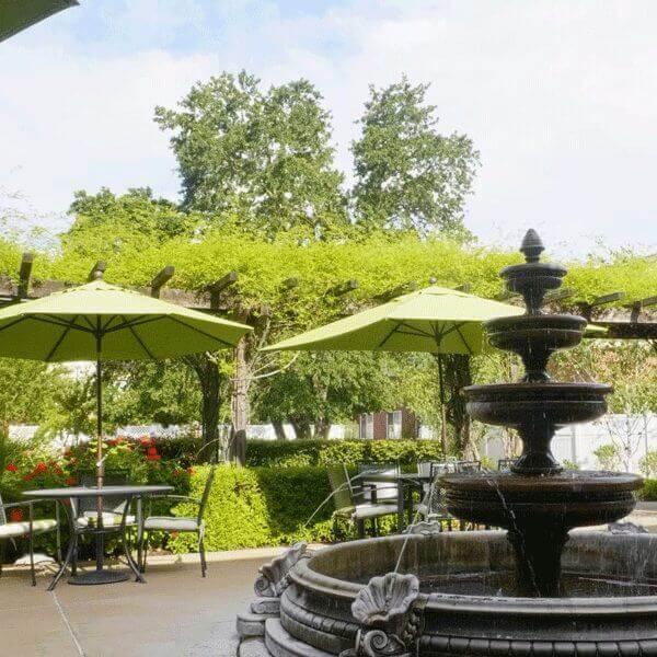 Fountain and courtyard at Sacramento Community